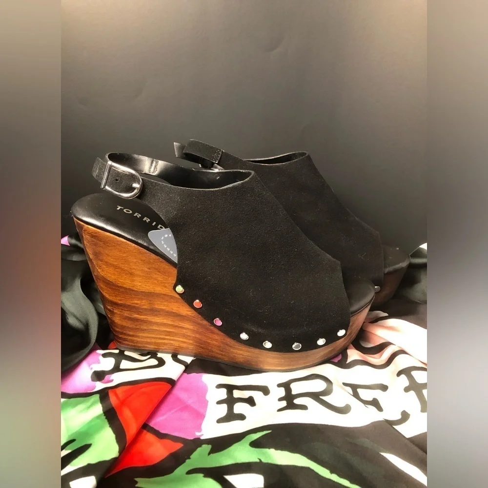 Torrid Black Wedge Sandals 9.5